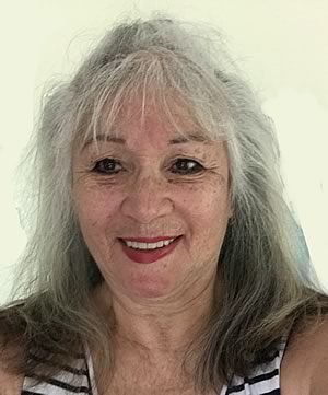 Leoni Hodgson 37